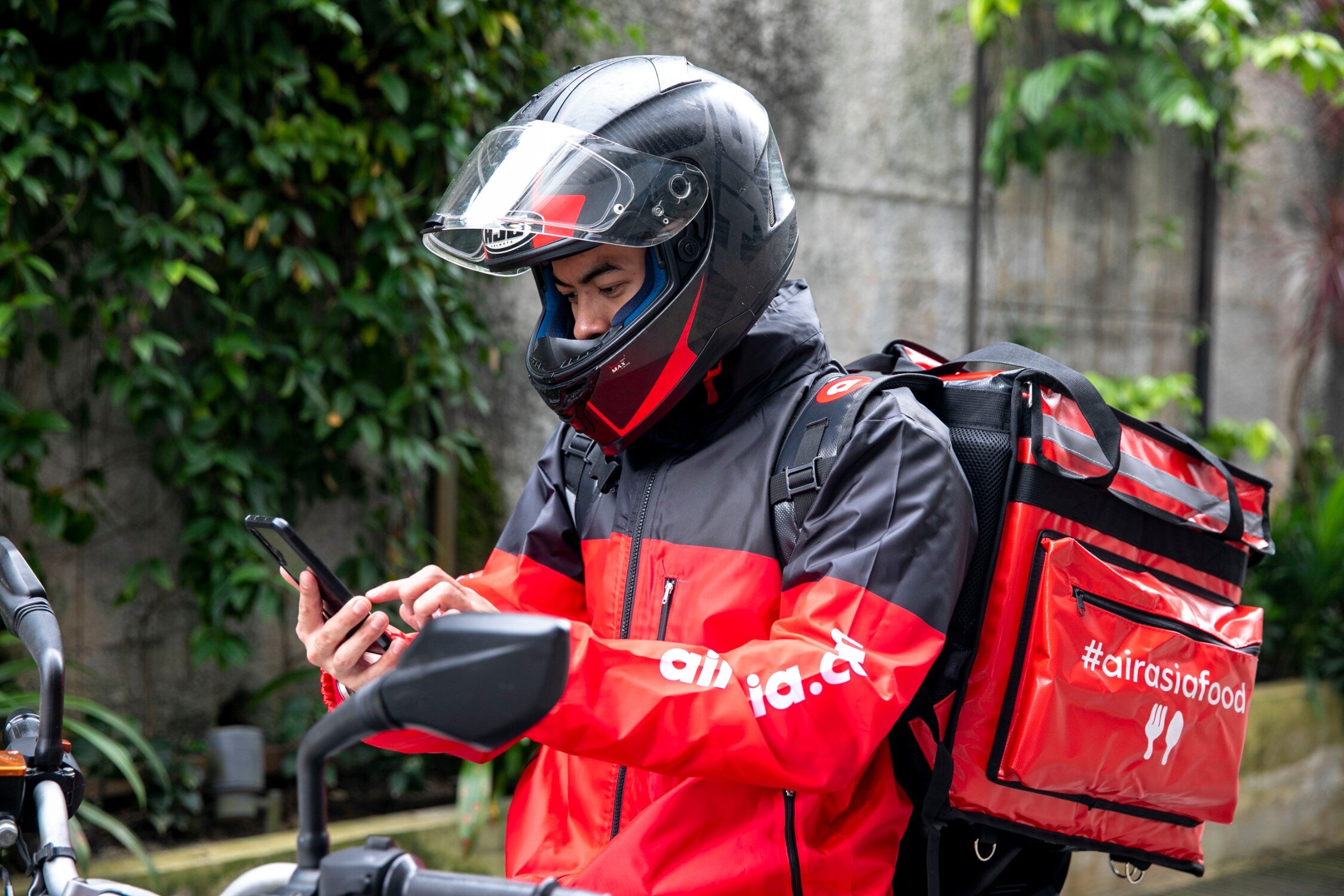AirAsia Grabs Food Delivery Market in Indonesia