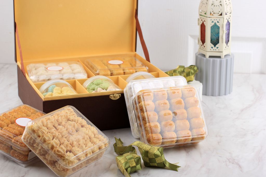 FoodieS Pick: Spread Your Blessing with These Ramadan Hampers